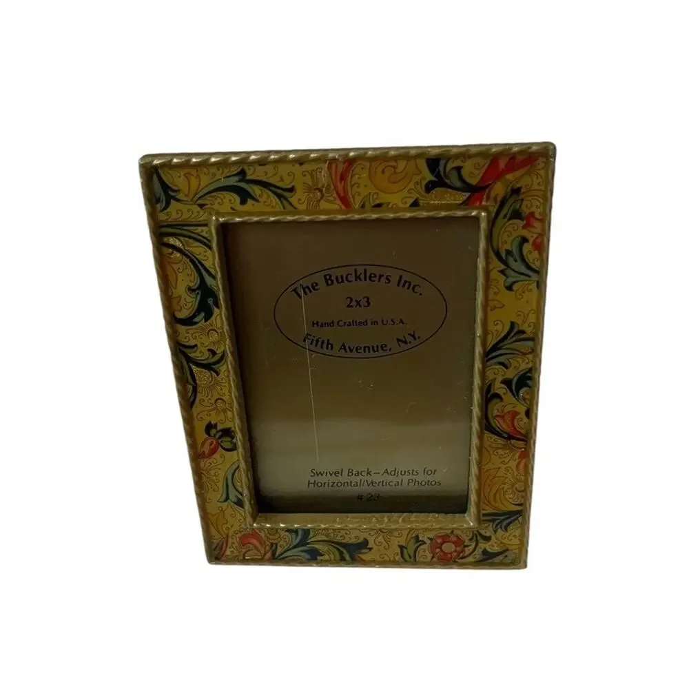 VTG The Bucklers Picture Frame Enamel Butterscotch Floral 2x3” Photo